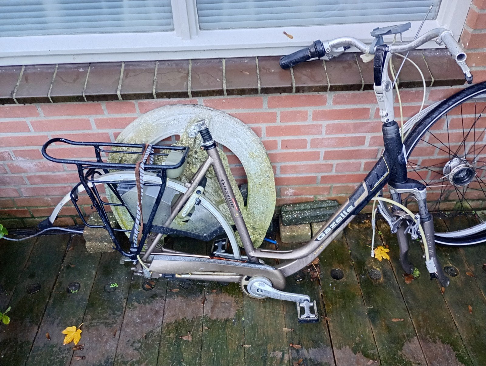 Gazelle fietsframe met onderdelen - Damesfiets, Fietsen en Brommers, Ophalen, Frame, Gebruikt, Aluminium