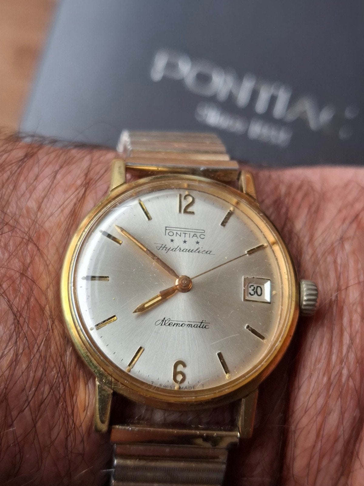 Pontiac *** hydraulica memomatic, Sieraden, Tassen en Uiterlijk, Overige merken, Staal, Polshorloge, Verguld