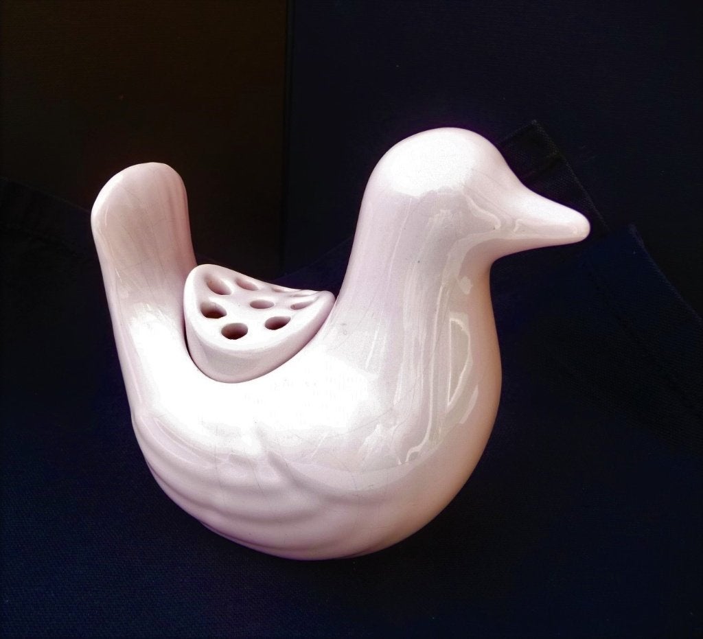 AARDEWERK VOGEL ALS BLOEMEN BAKJE DELFS HOLLAND VINTAGE, Verzenden, 10 cm, Zo goed als nieuw, Roze