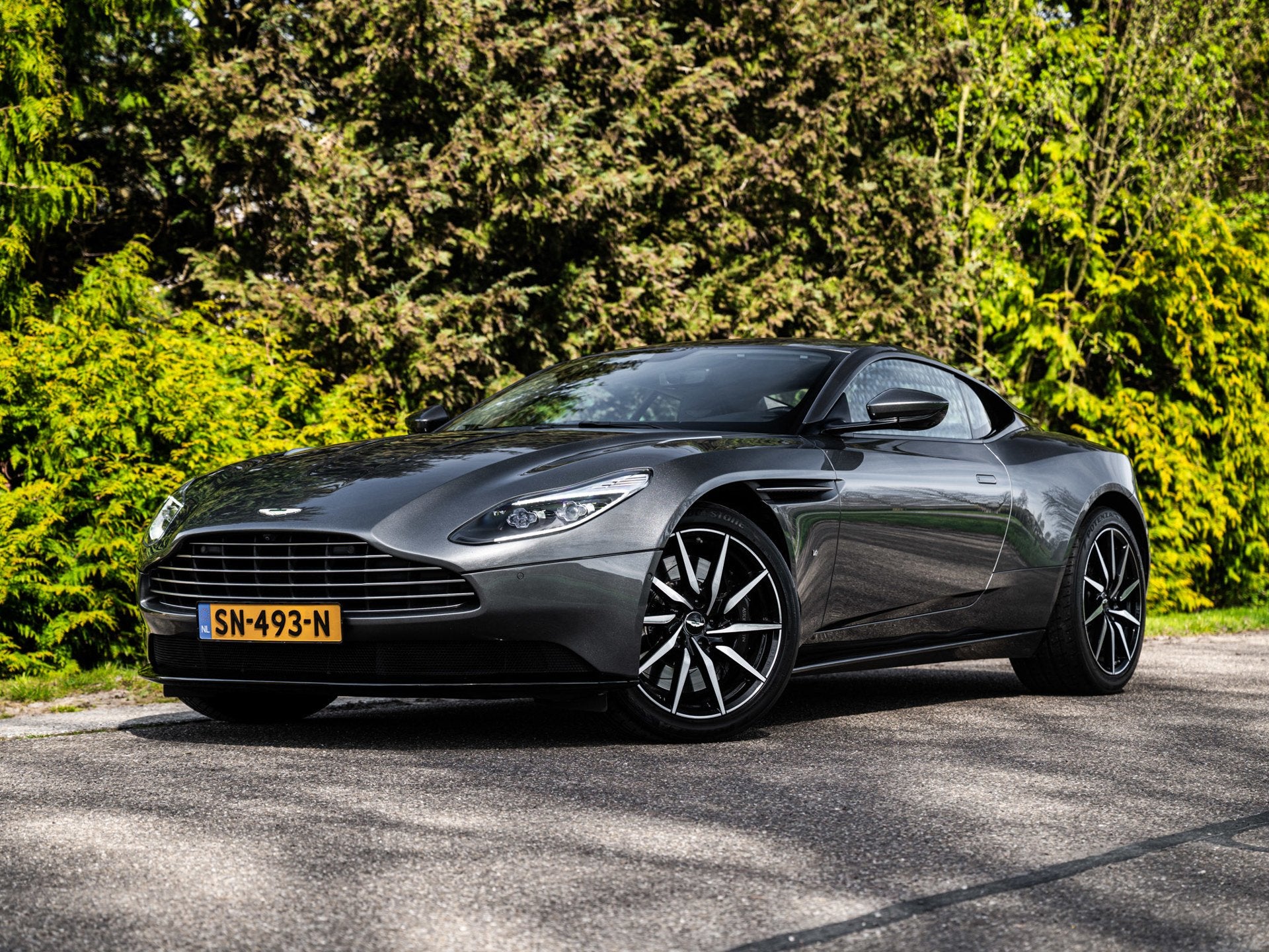 Aston Martin DB11 5.2 V12 Coupe | Dealer onderhouden, Achterwielaandrijving, Gebruikt, Euro 6, 5204 cc