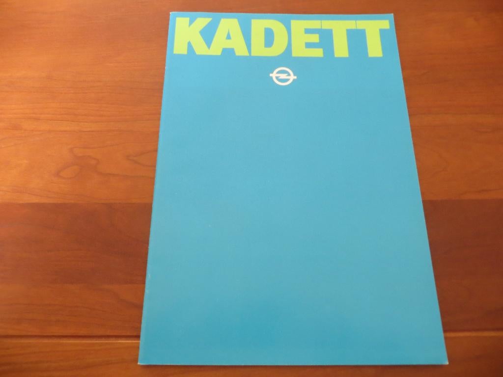 Folder Opel Kadett D 1980, Kadett Berlina, SR, Caravan, Boeken, Auto's | Folders en Tijdschriften, Opel, Zo goed als nieuw, Opel