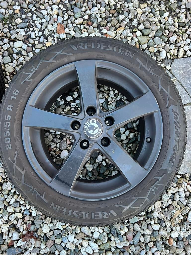 Lichtmetalen zwarte Velgen VW/Skoda, Ophalen