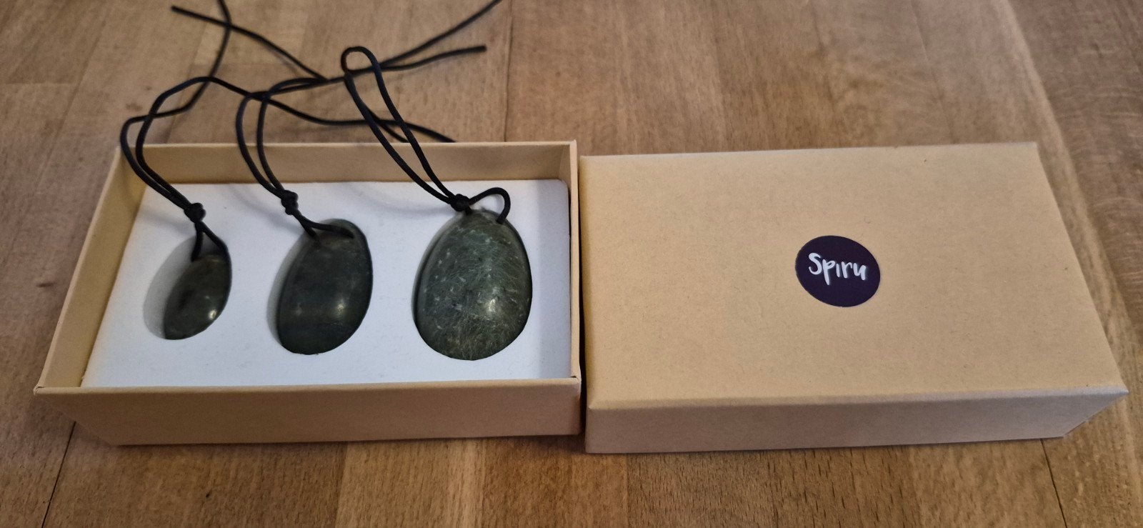 Spiru Yoni Eieren Set - 3 stuks, Groen Steen, Ophalen of Verzenden, Zo goed als nieuw