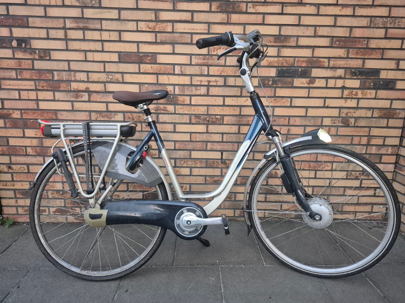 Gazelle Innergy Stadsfiets - Voorwielmotor, 8 versnellingen, Fietsen en Brommers, Fietsen | Vouwfietsen, Gebruikt, Versnellingen
