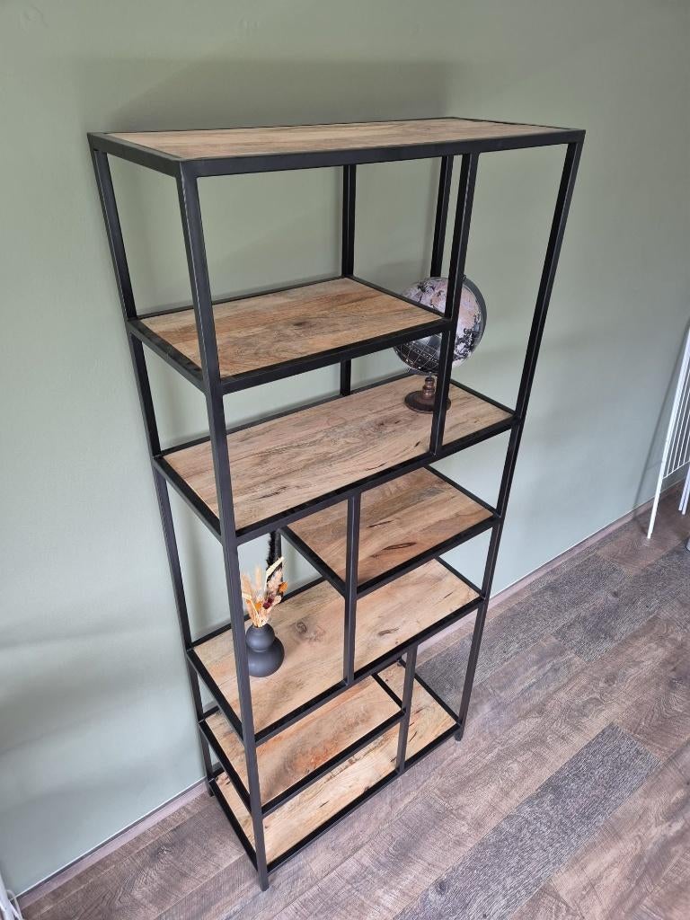 Wauw wat een kast kom kijken!!, Antiek en Kunst, Ophalen