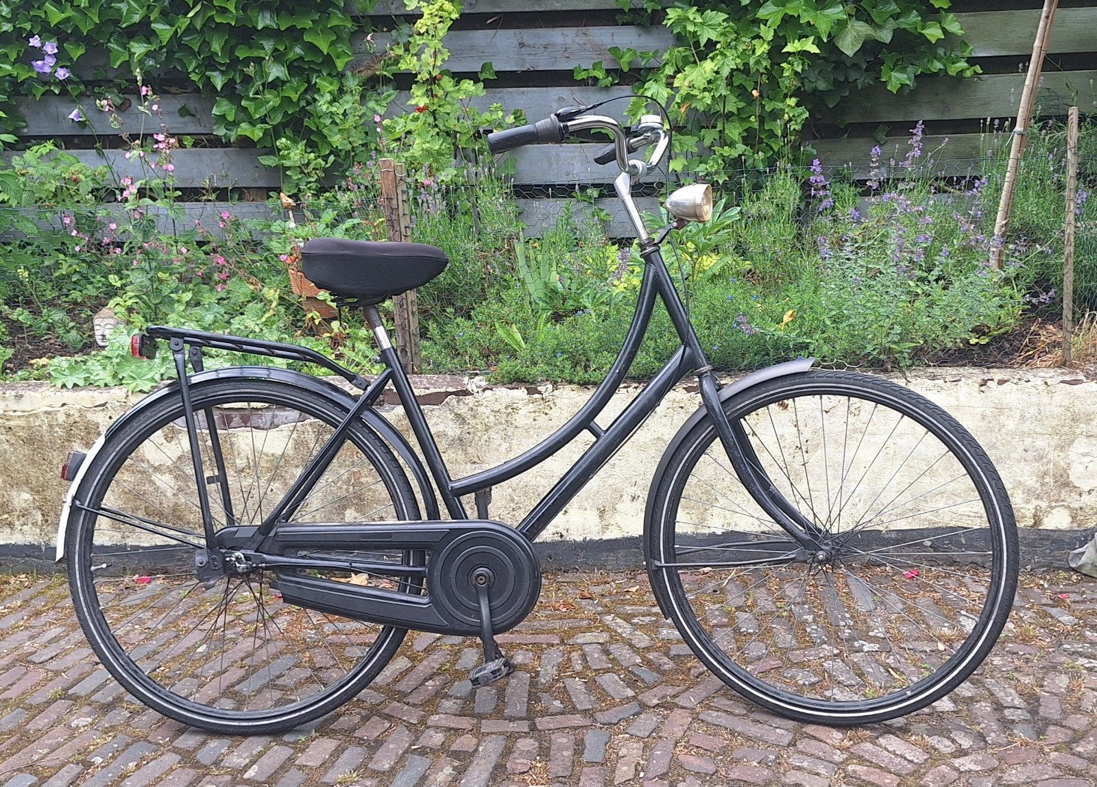 Stevige oma fiets met 3 versnellingen, 28inch 49cm hoog, 47 tot 50 cm, Ophalen, Gebruikt, Versnellingen