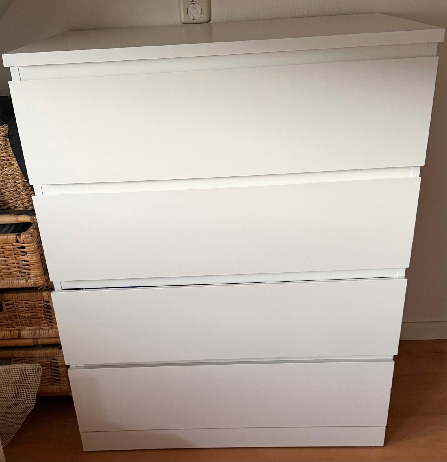 IKEA Malm ladekast met 4 laden - wit, Ophalen, Gebruikt, 100 tot 150 cm, 50 tot 100 cm