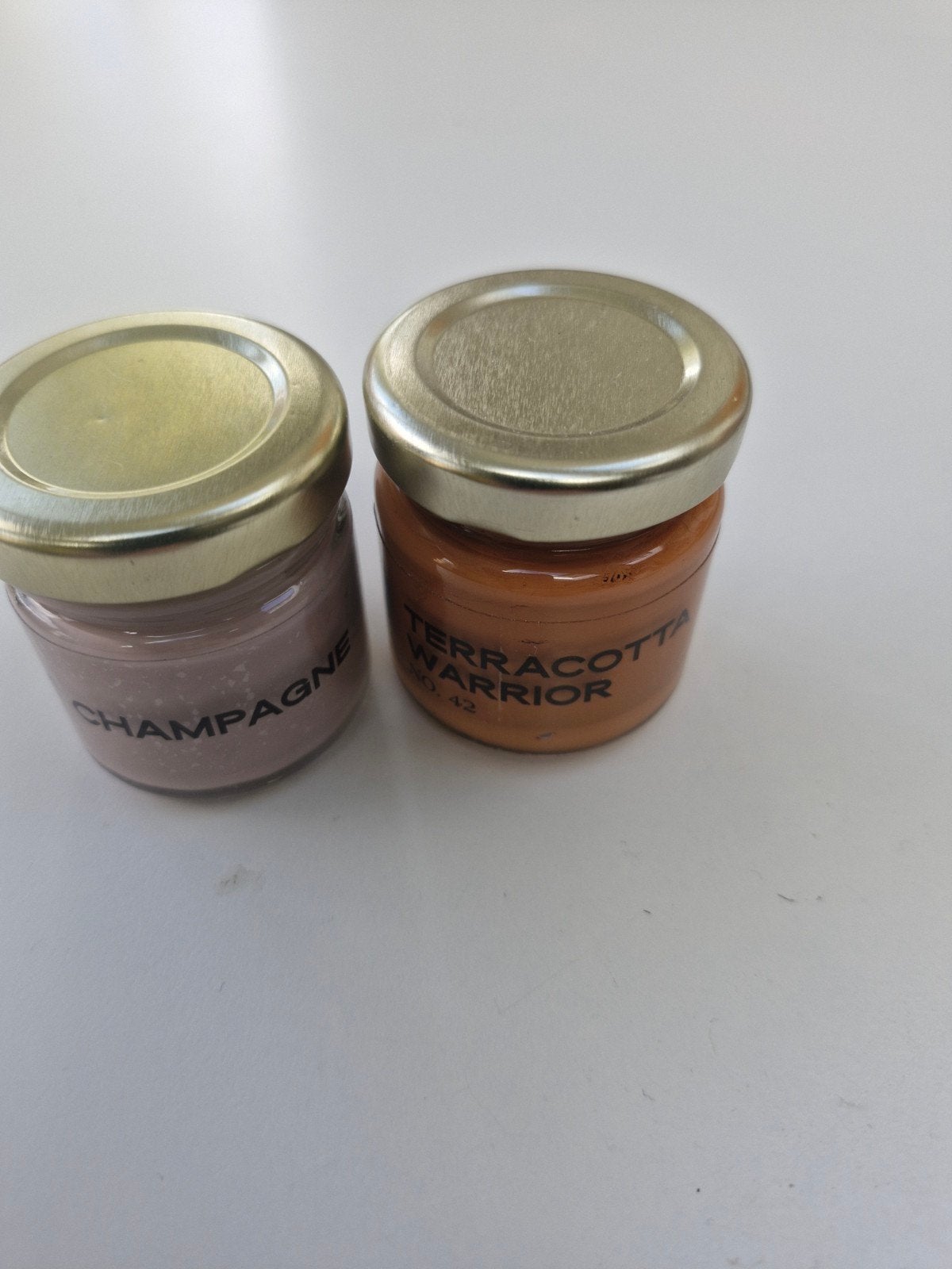 Gratis 2 test potjes Lab paint, Ophalen of Verzenden