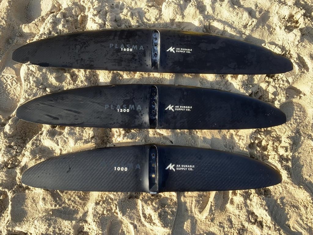GEZOCHT: AK plasma V1 1000 en 1300 foil, Watersport en Boten, Wingsurfen, Ophalen of Verzenden, Zo goed als nieuw, Wingsurf-hydrofoil