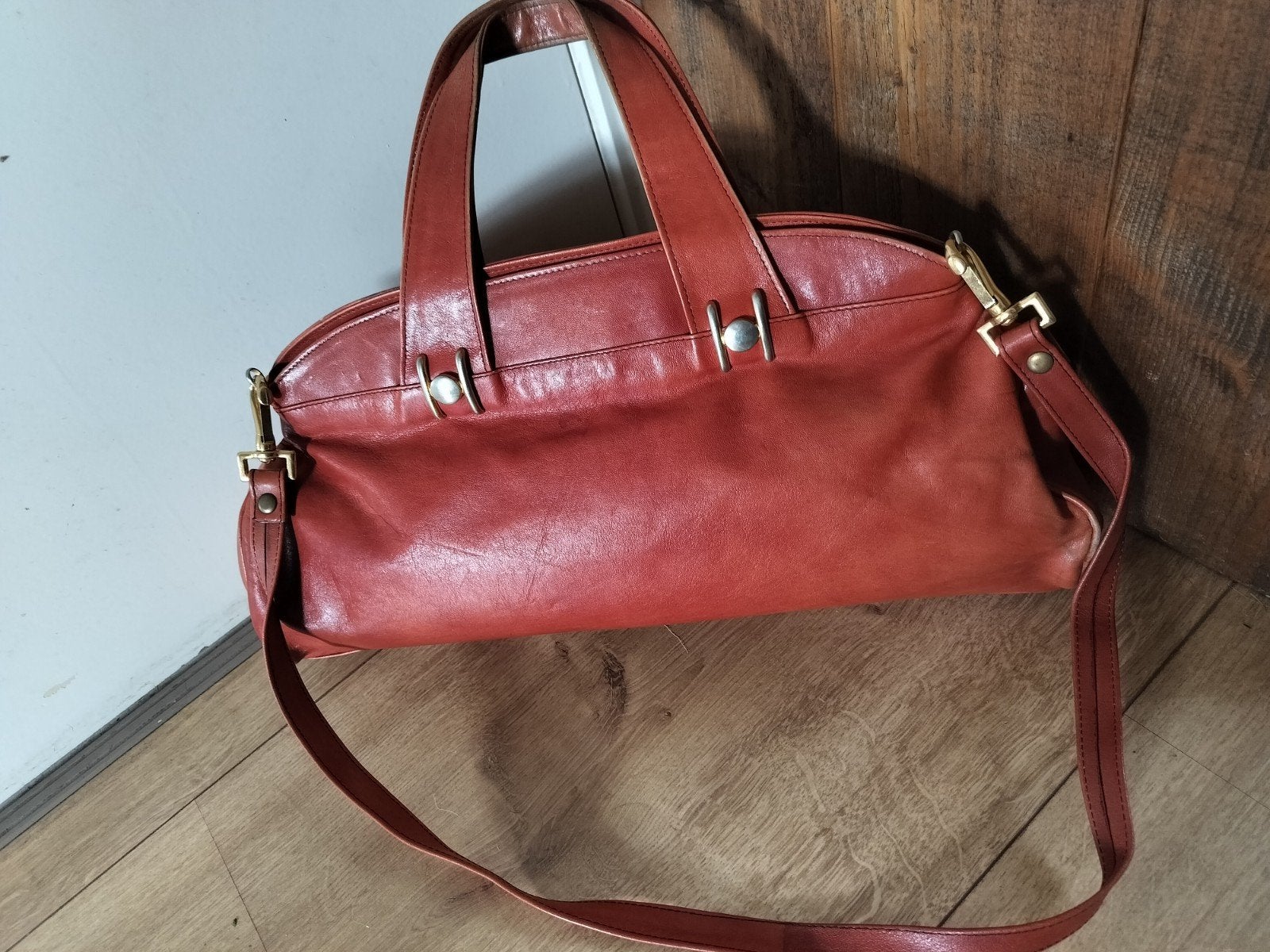 Aparte vintage jaren 70 Italiaanse leren tas, zgan, Sieraden, Tassen en Uiterlijk, Tassen | Schoudertassen, Verzenden, Zo goed als nieuw