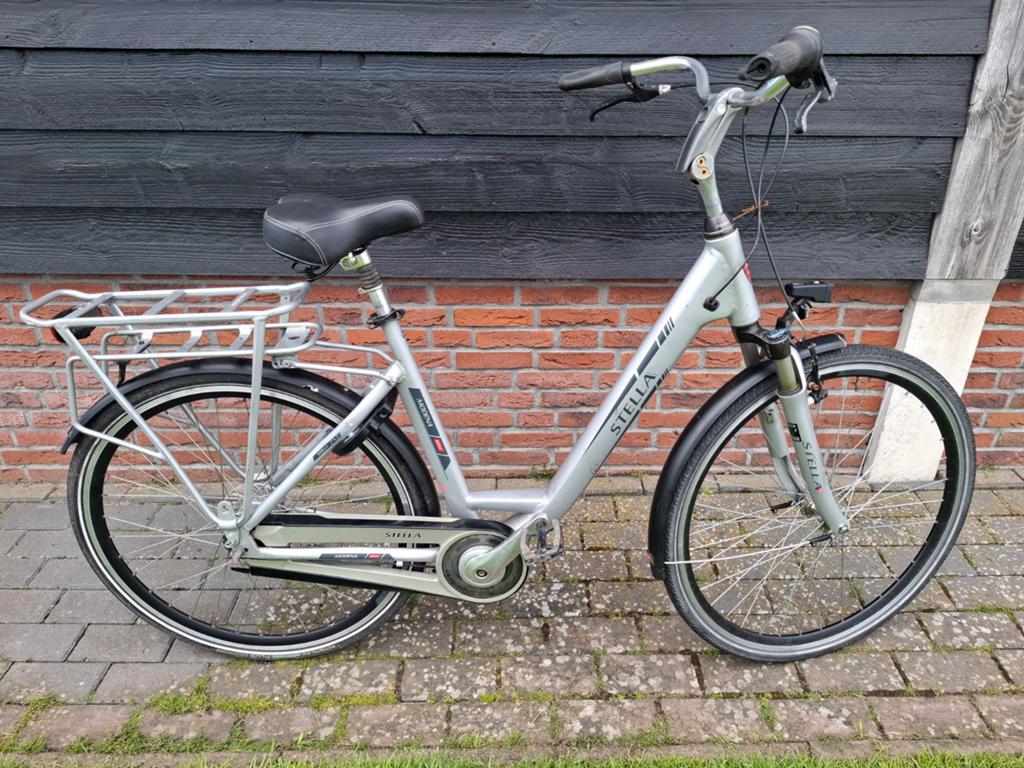 Stella modena stadsfiets, Fietsen en Brommers, Velgrem, Versnellingen, Zo goed als nieuw, 50 tot 53 cm