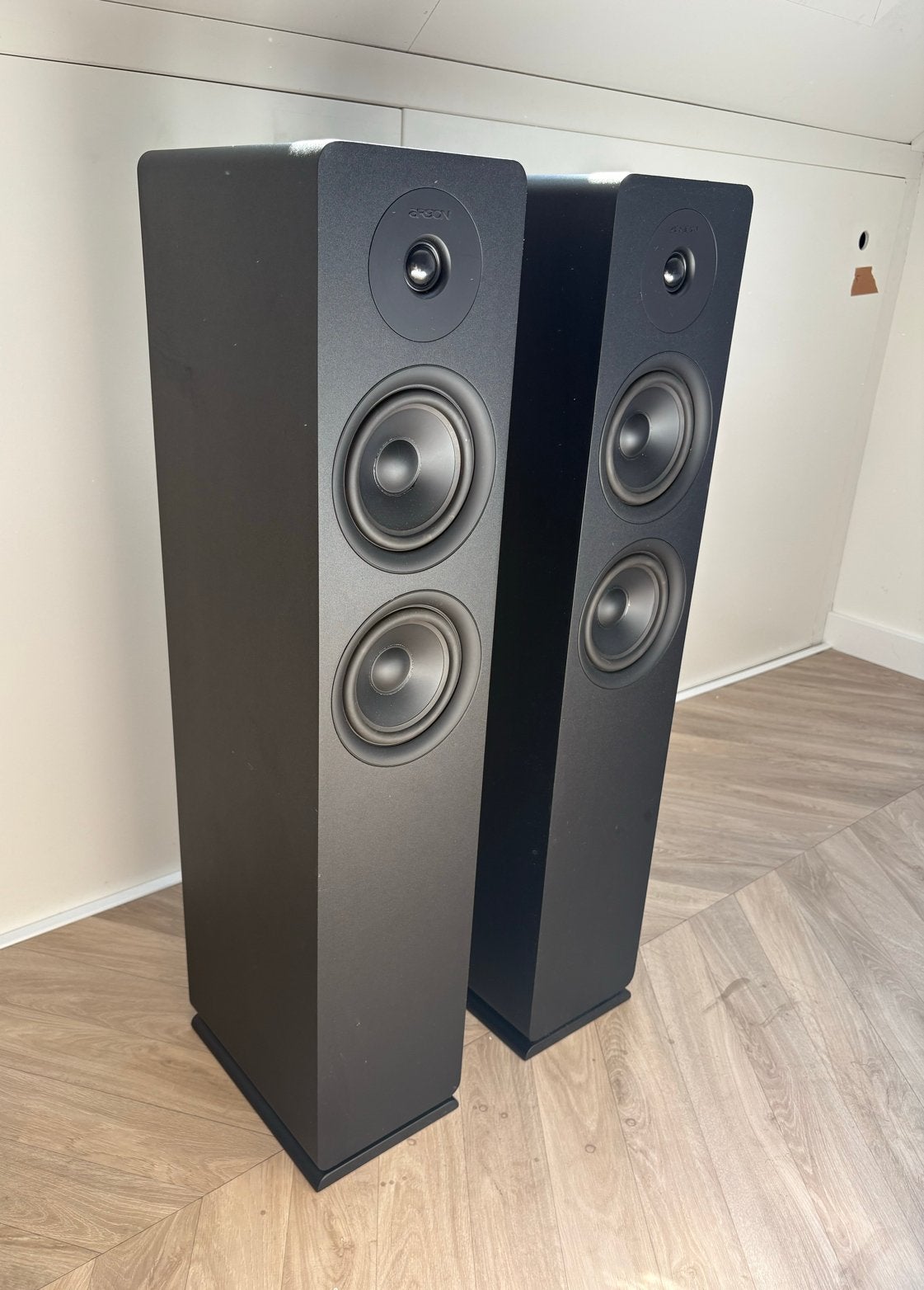 Argon Audio ALTO55 Vloerstaande Luidsprekers - Zwart, Vloerstaande luidspreker, 120 tot 150 watt, Zo goed als nieuw, Geschikt voor surround/home cinema