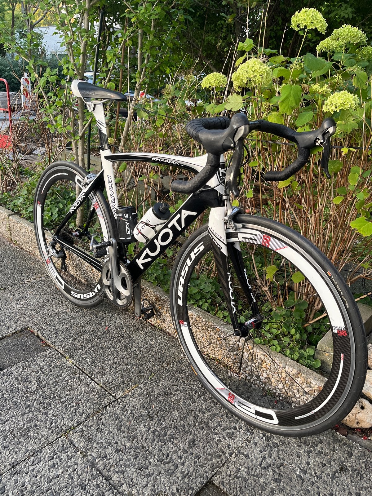 Foto 3 van Kuota Kharma racefiets - Carbon frame - Shimano Ultegra
