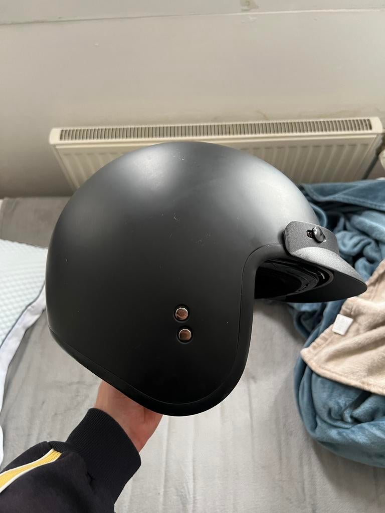 Helm, Fietsen en Brommers, Ophalen, Zo goed als nieuw