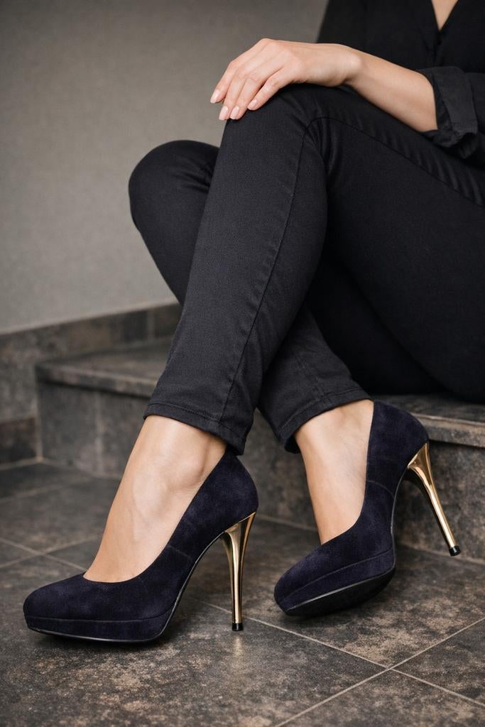 Zwarte Velvet Pumps met Plateau en Zilverkleurige Hak, Kleding | Dames, Pumps, JUMEX, Zwart, Ophalen of Verzenden