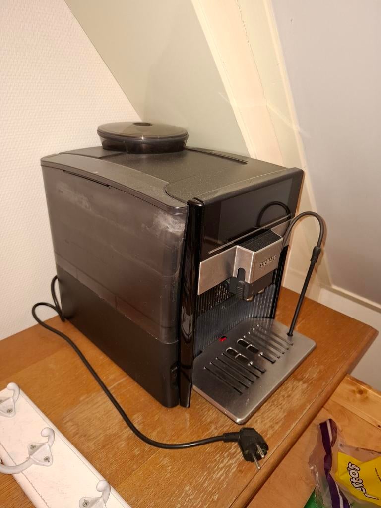 Siemens EQ.6 koffiemachine - voor onderdelen, Ophalen of Verzenden, Niet werkend, Koffiemachine, Koffiebonen