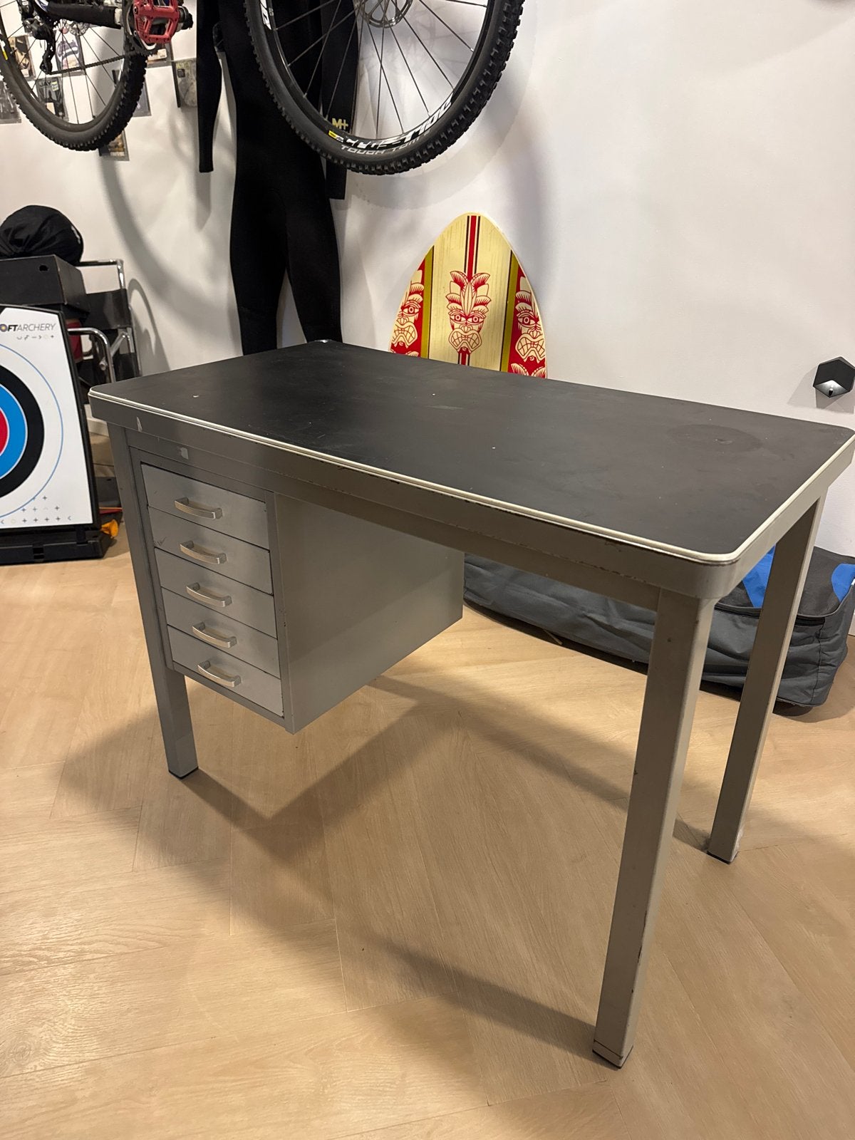 Stalen bureautje met 5 lades - 95x50x72 cm, Huis en Inrichting, Ophalen, Met lades, Gebruikt, Metaal