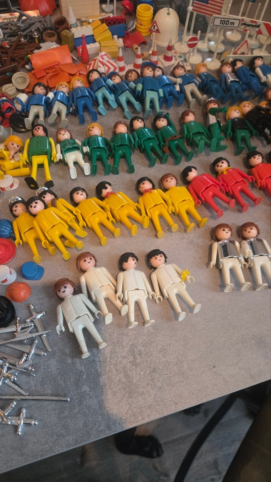 Grote collectie Playmobil poppetjes en accessoires, Ophalen of Verzenden, Gebruikt, Losse onderdelen, Figuren