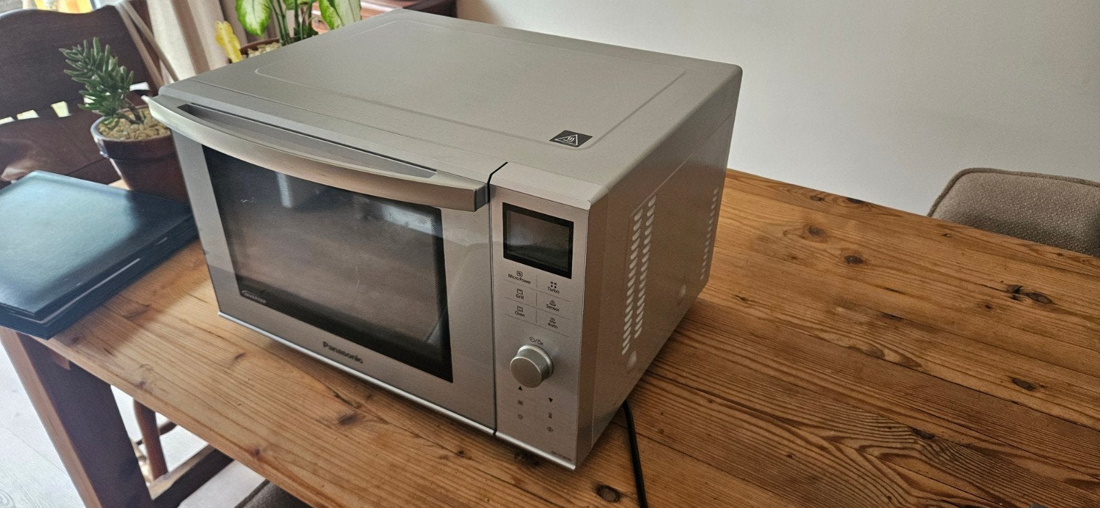 Combi magnetron oven - in goede staat, Ophalen, Gebruikt, Minder dan 45 cm