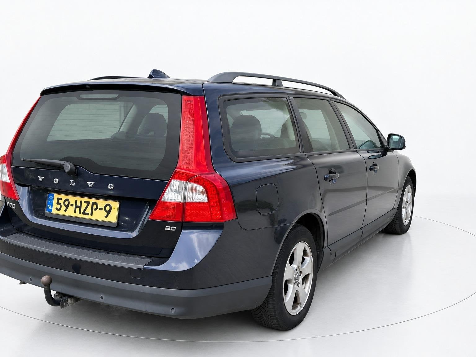 Volvo V70 2.0 Kinetic nieuwe APK, 145 pk, Stof, Gebruikt, 4 cilinders