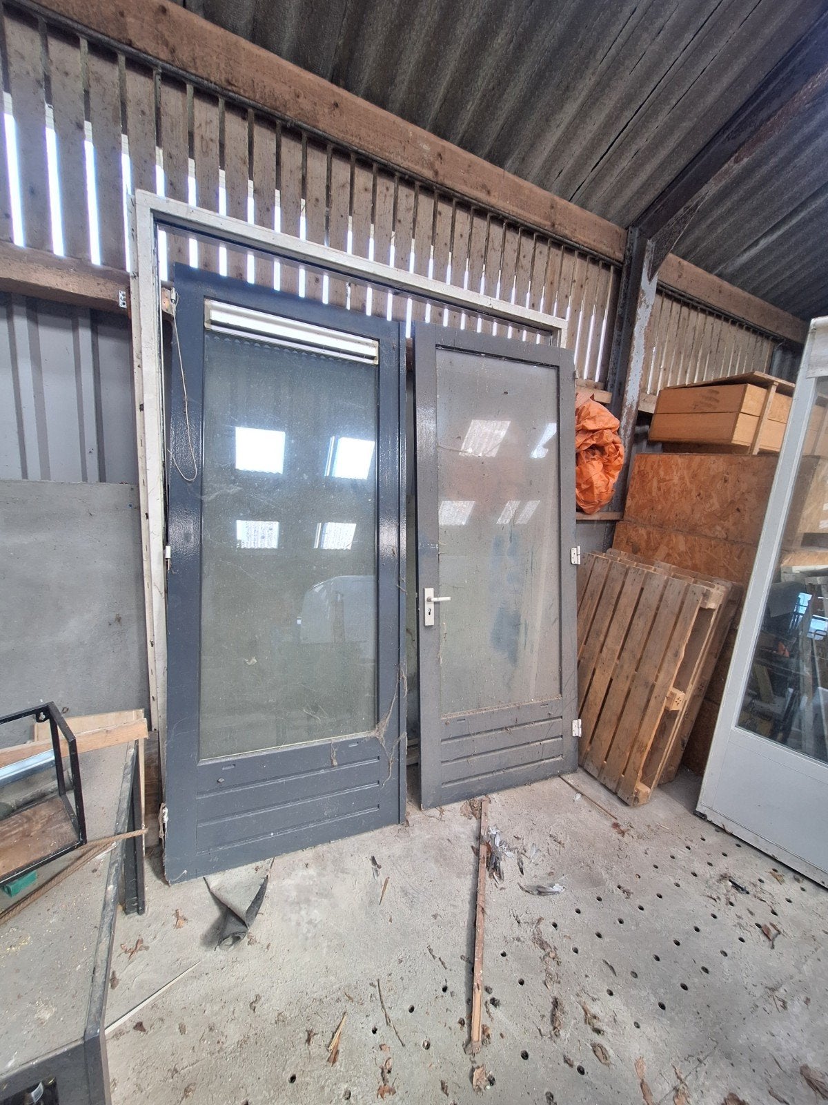dubbele deur met kozijn, Ophalen, Minder dan 250 cm, Schuur