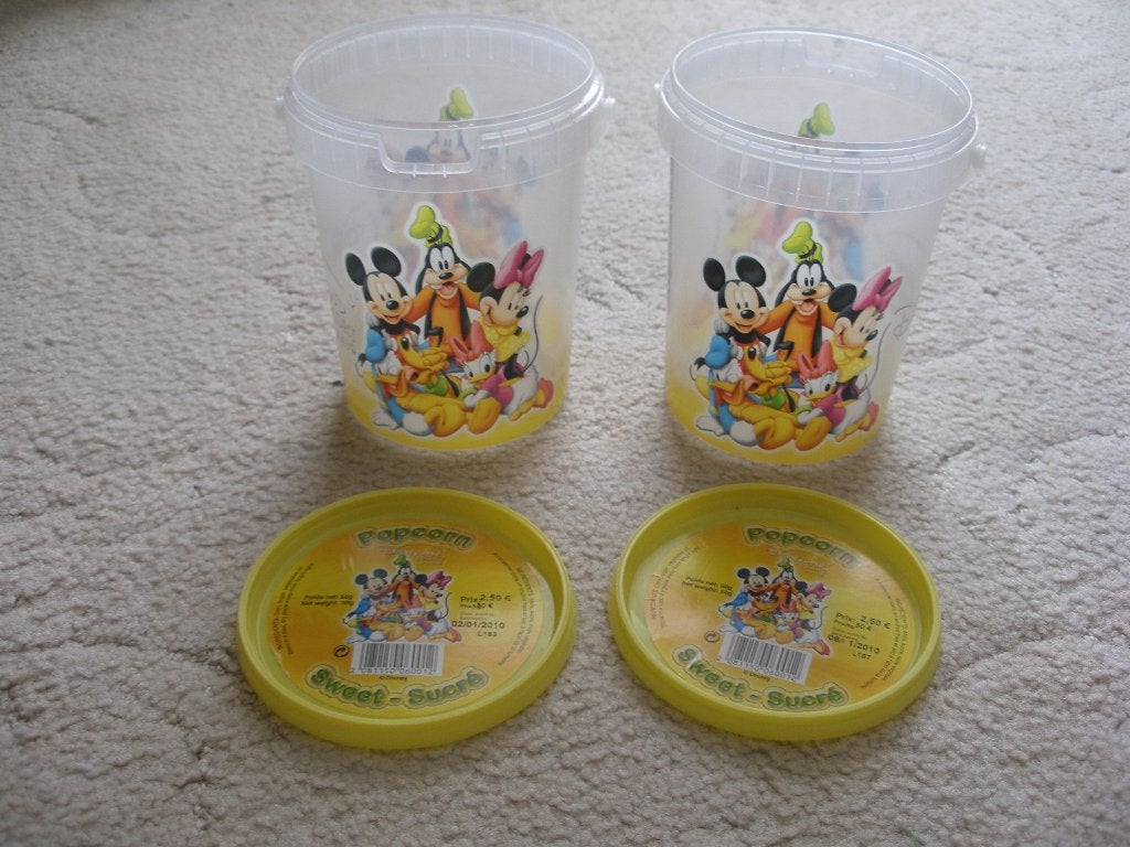 2 popcornbekers met deksel orgineel uit euro disney, Ophalen of Verzenden, Zo goed als nieuw