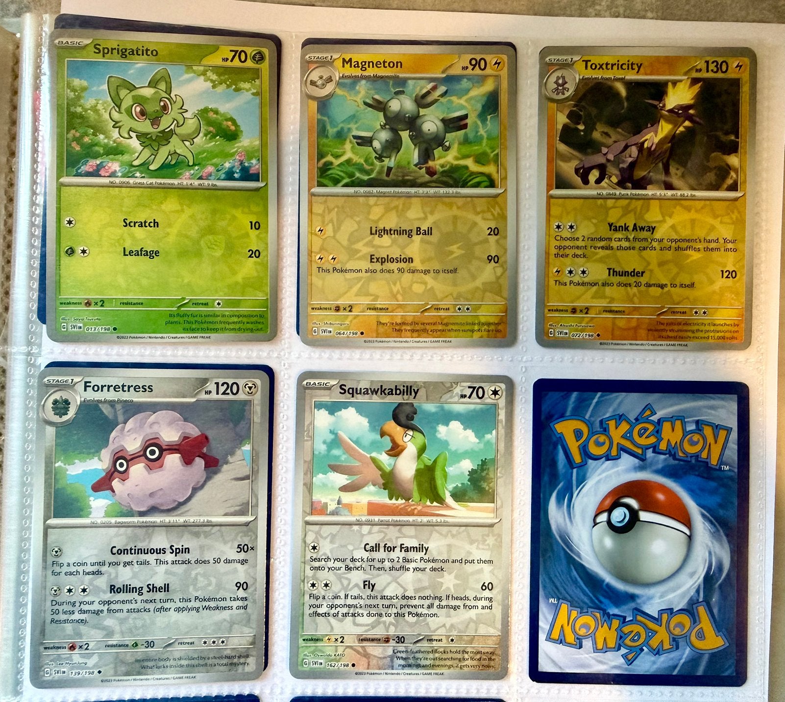 Pokémon Scarlet & Violet Base Set - Reverse Holo's - (2023), Ophalen, Zo goed als nieuw, Meerdere kaarten