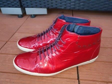 Floris van Bommel mt.40 rode lakschoenen met rubber zool, Kleding | Dames, Schoenen, Floris van Bommel, Lage of Enkellaarzen, Ophalen of Verzenden