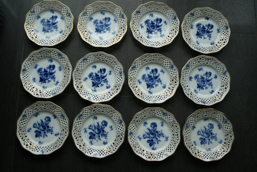 Schumann porseleine bordjes met gouden rand. 12 stuks, Huis en Inrichting, Keuken | Servies, Ophalen of Verzenden, Zo goed als nieuw