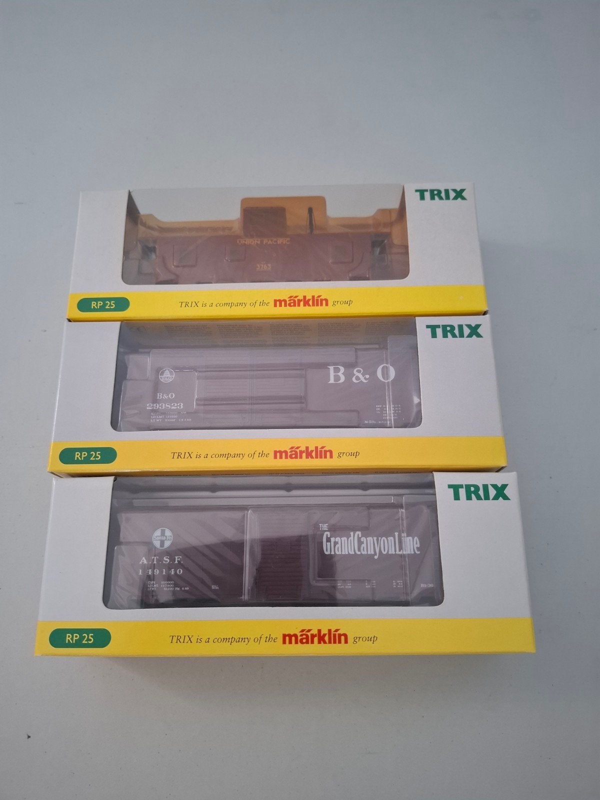 Trix H0 24901/24902-3/24902-7 3x goederenwagen USA, Treinset, Gelijkstroom, Trix, Nieuw
