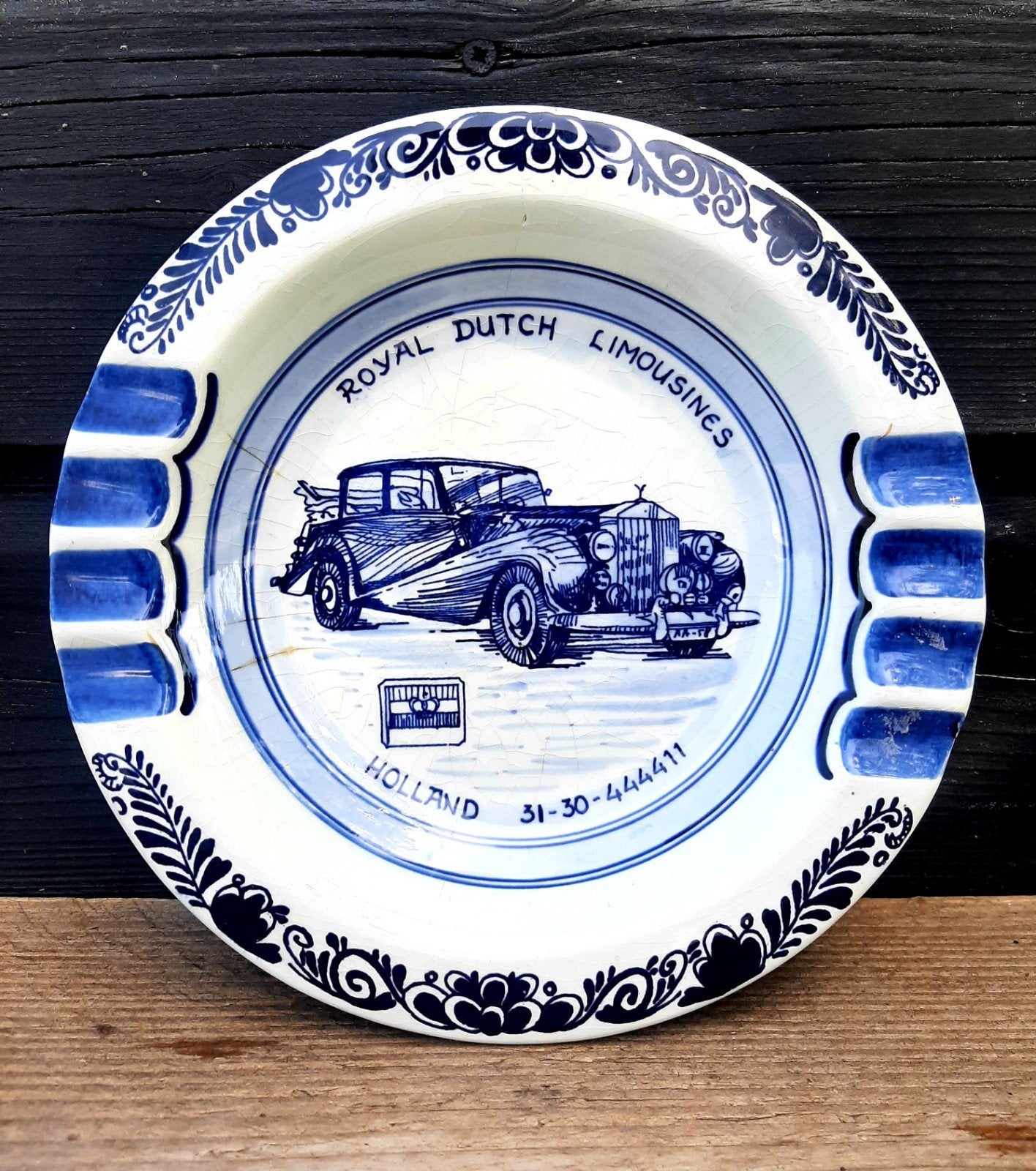 Delfts Blauw Asbak - (Royal Dutch Limousines / Rolls-Royce), Ophalen of Verzenden, Asbak