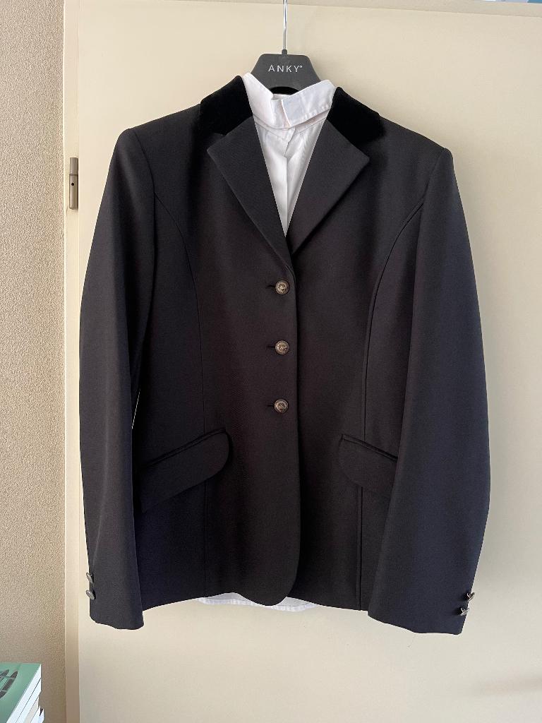 Paardrij wedstrijd colbert en blouse, Dieren en Toebehoren, Paardrijkleding, Ophalen, Dressuur, Zo goed als nieuw, Dames