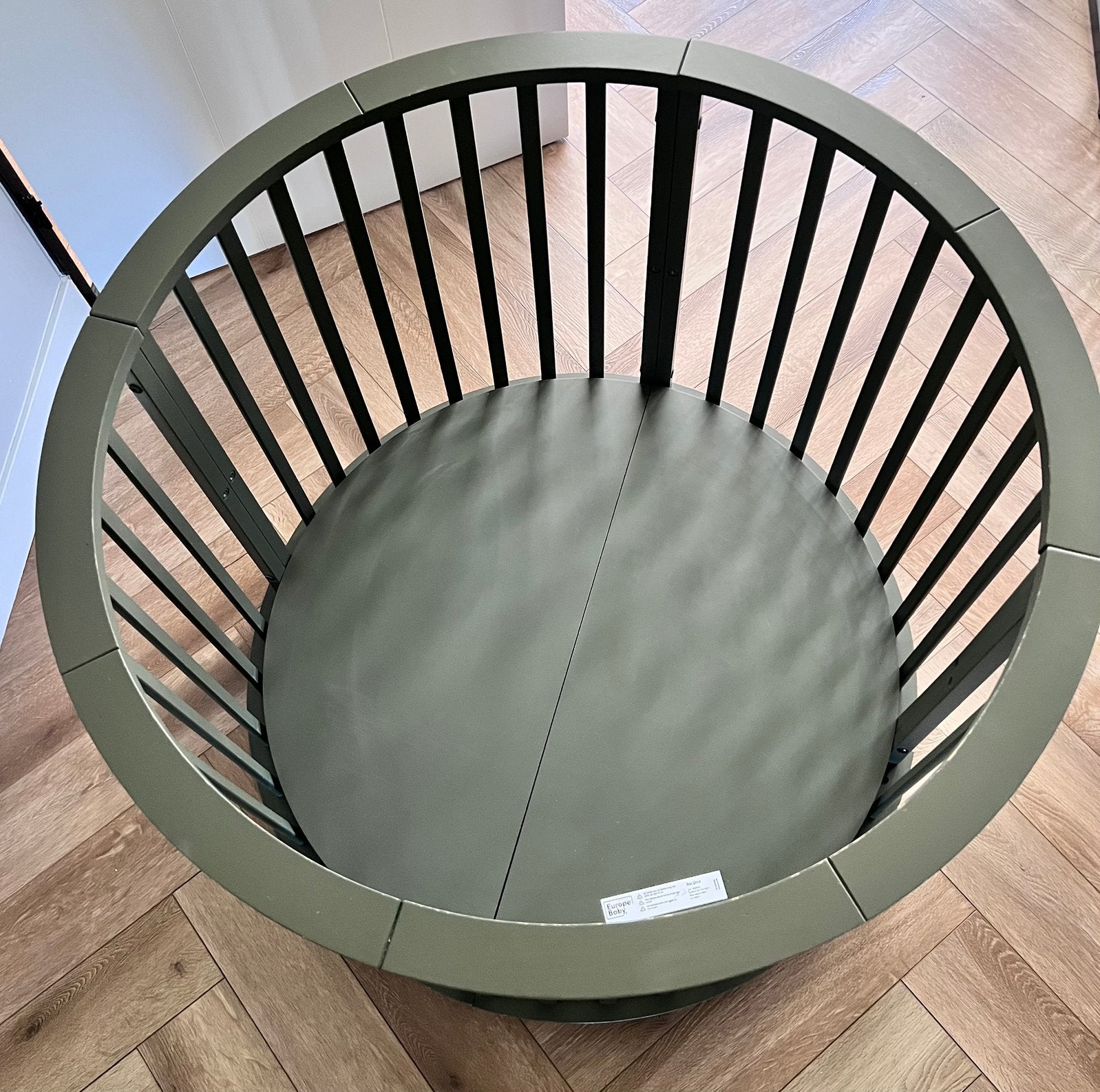 Groene ronde europe babybox van babypark, Ophalen, Gebruikt, Rond, Boxkleed