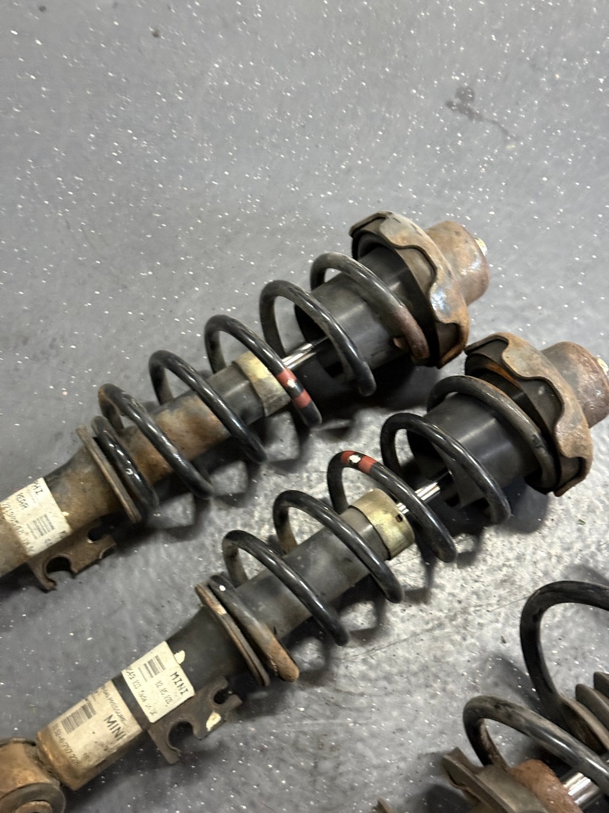 Schokdempers met veren voor Mini Cooper R50 (gebruikt), Auto-onderdelen, Ophalen, Gebruikt, Mini