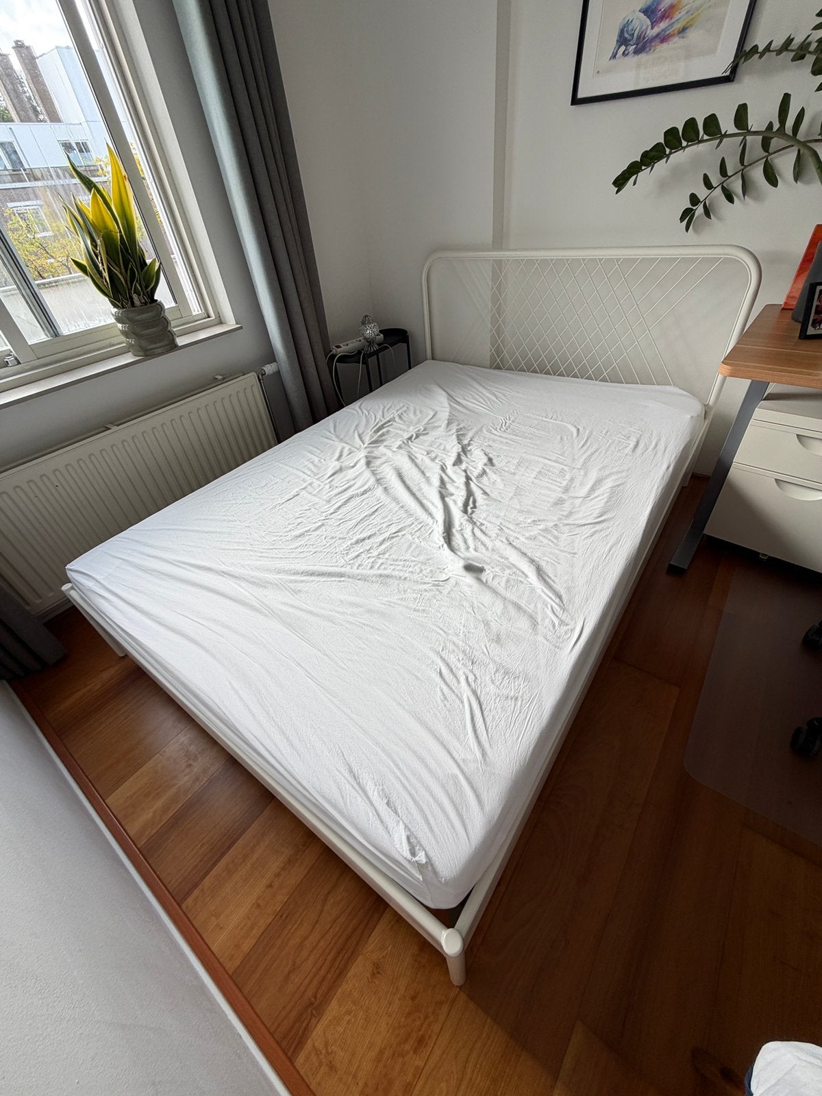 Bed Ikea Nesttun wit metal 140x200, Ophalen, Gebruikt, Wit, Tweepersoons