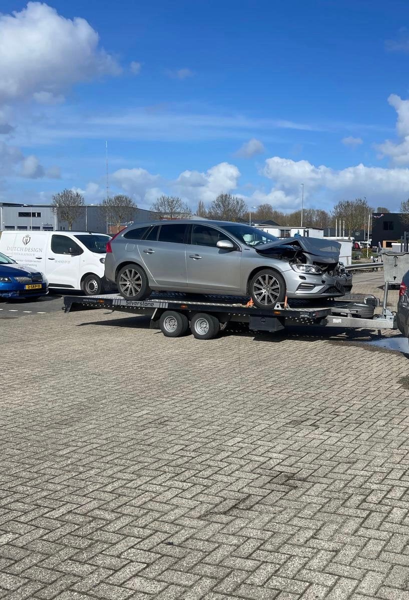Volvo v60 D6 schade, Ophalen, Volvo