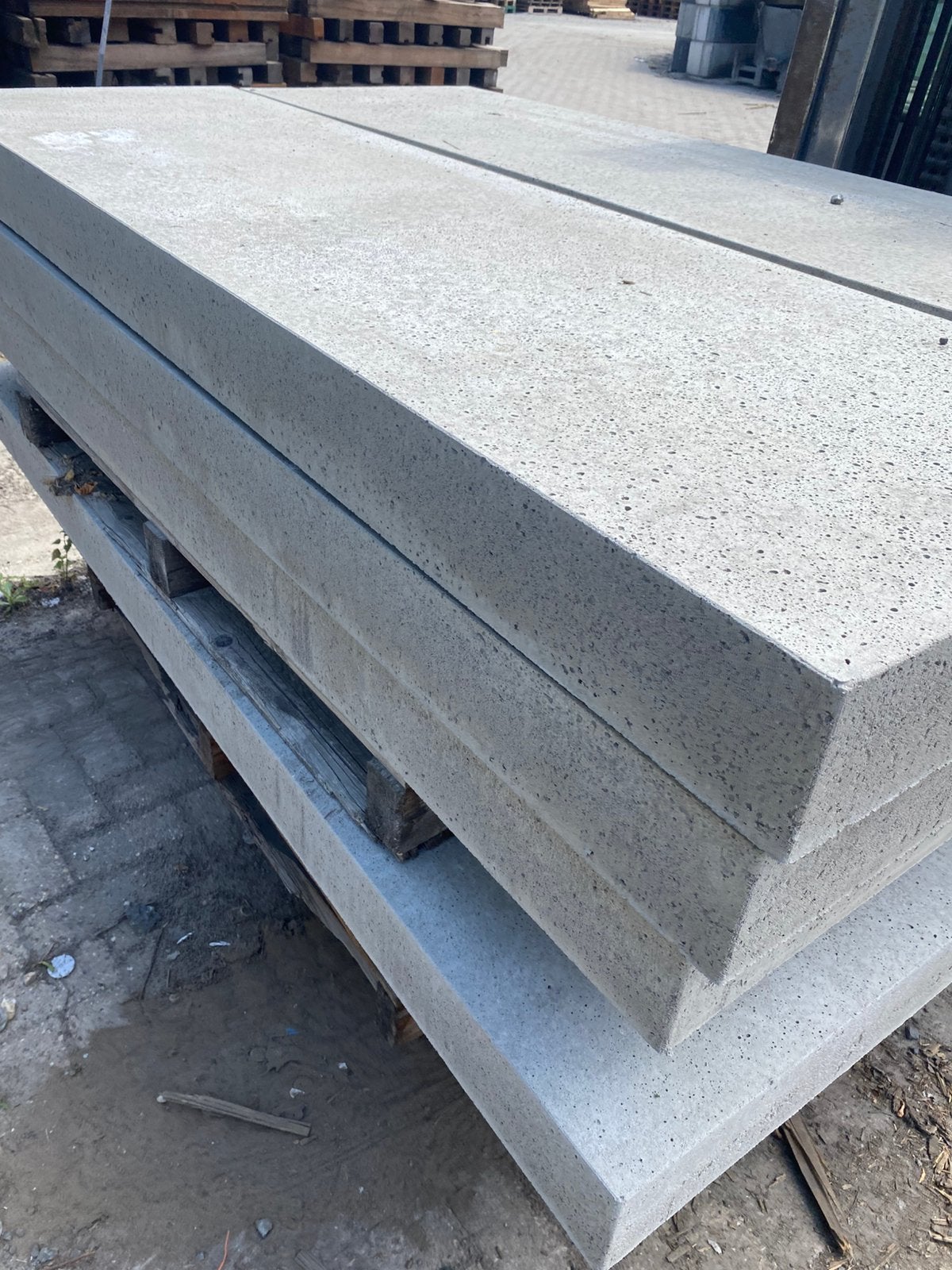 17 stuks Betonplaten /staptegels 200x60x12 cm bewapend, Ophalen, Zo goed als nieuw, Minder dan 100 cm, Minder dan 25 cm