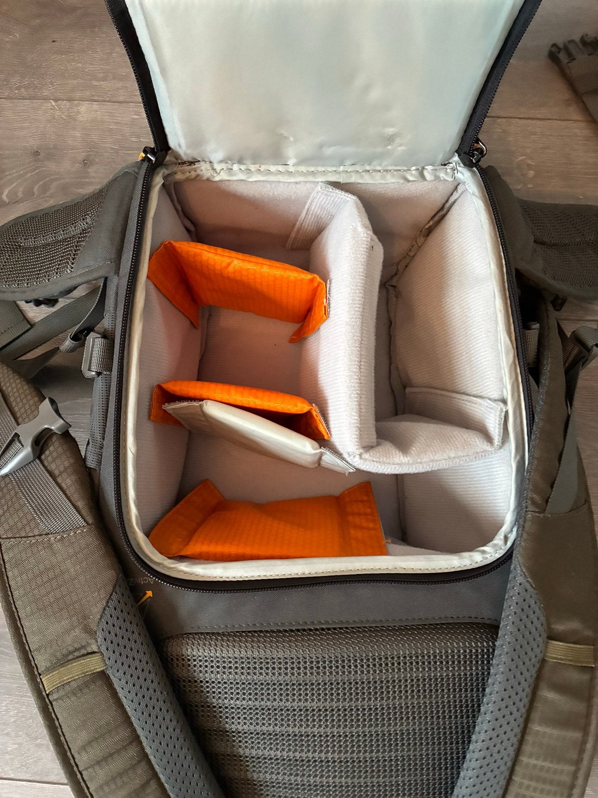 Lowepro Flipside Trek BP 350 AW Cameratas, Lowepro, Rugtas, Gevoerd, Ophalen of Verzenden