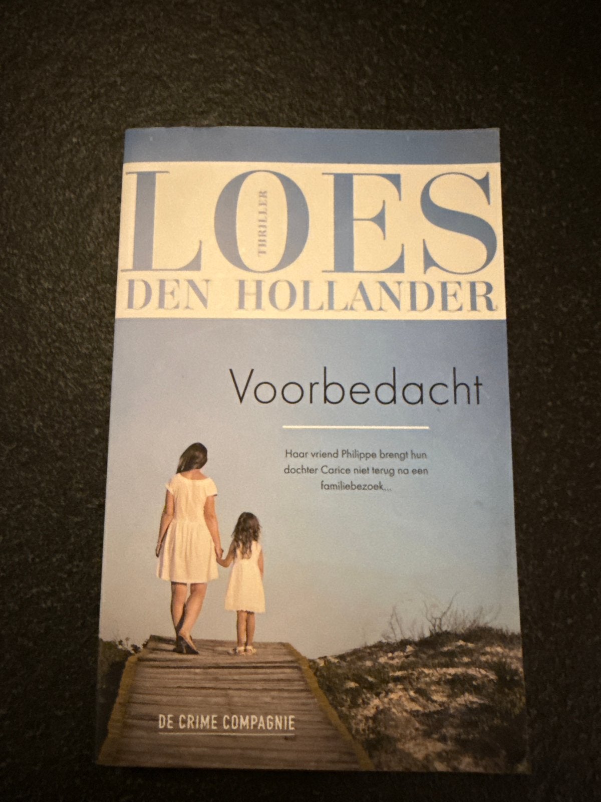 Loes den Hollander - Voorbedacht, Loes den Hollander, Ophalen of Verzenden, Zo goed als nieuw, Nederland