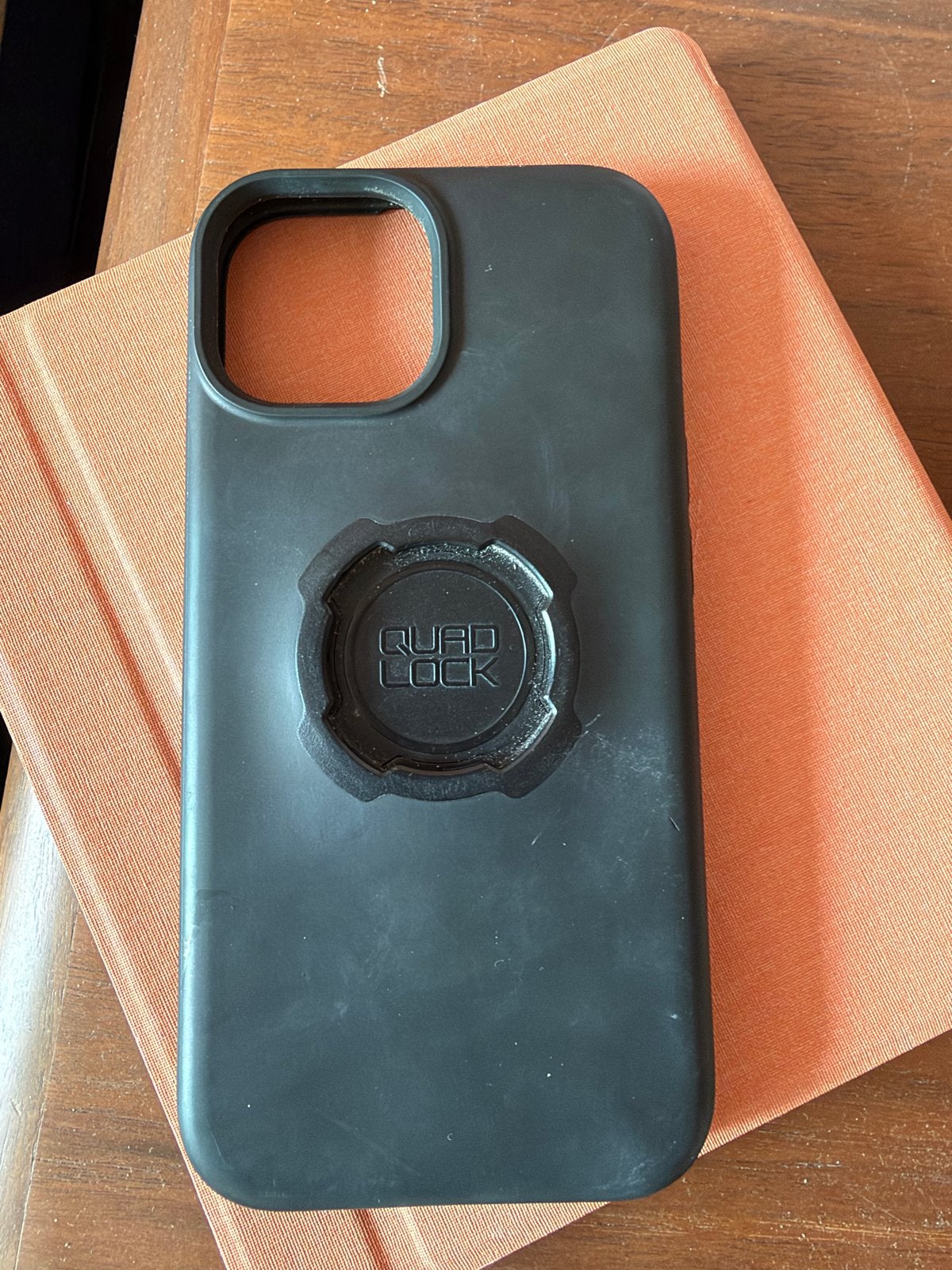 Quad Lock Hoesje voor iPhone 15 - Zwart, Telecommunicatie, Kunststof, IPhone 15, Quad Lock, Hoesje of Tasje