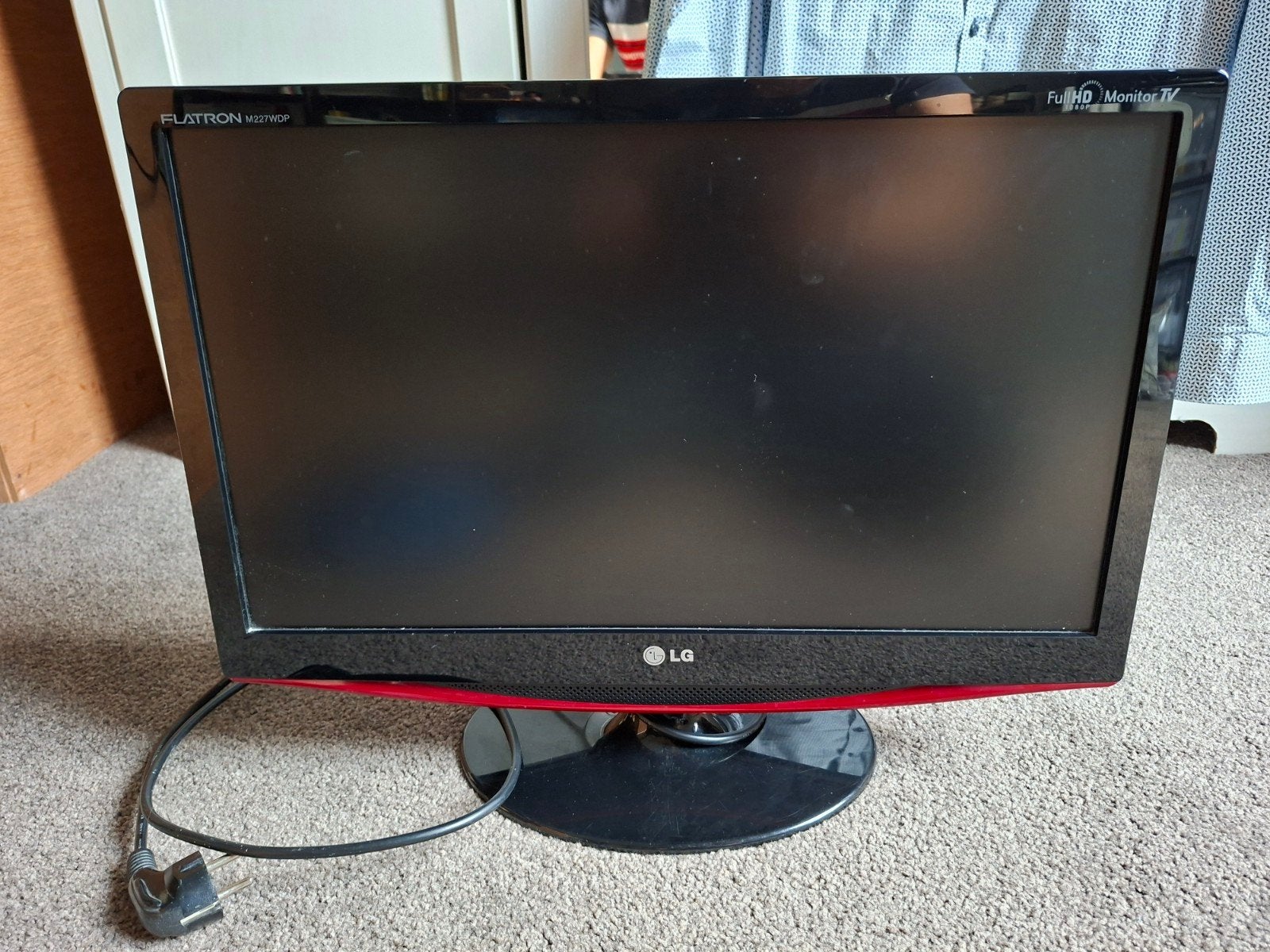 LG Flatron M227WDP-PZ Full HD Monitor TV, Ophalen, Gebruikt, HDMI, Ingebouwde speakers