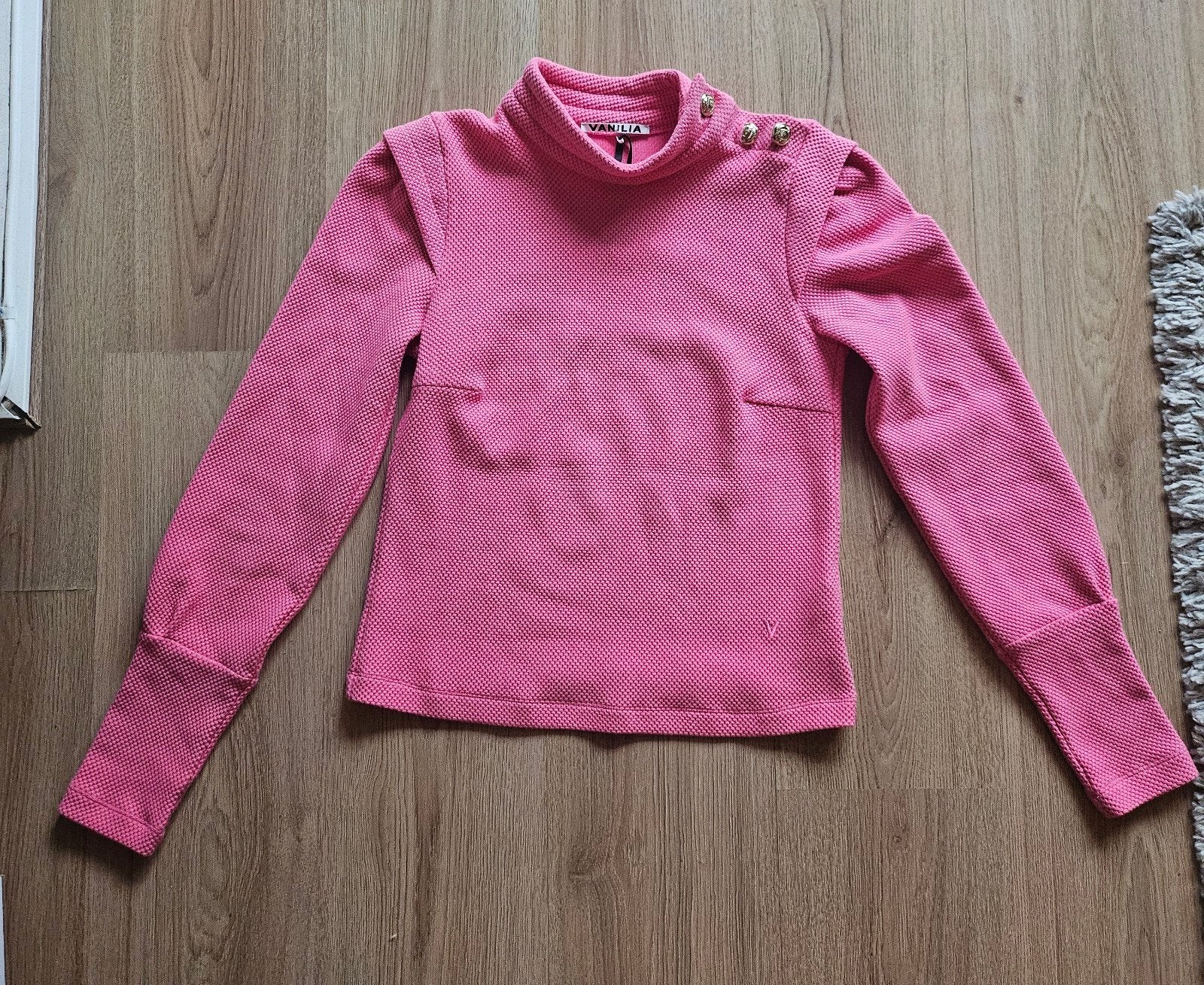 Vanilia set: roze blouse met lange mouwen en zwarte rok, Vanilia, Ophalen of Verzenden, Zo goed als nieuw, Roze