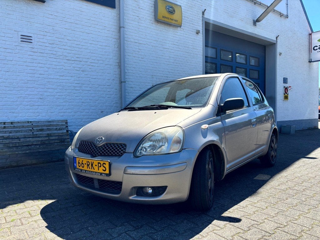 Toyota YARIS 1.3 VVT-I S-LINE, Auto's, Toyota, Voorwielaandrijving, 1299 cc, 86 pk, Gebruikt