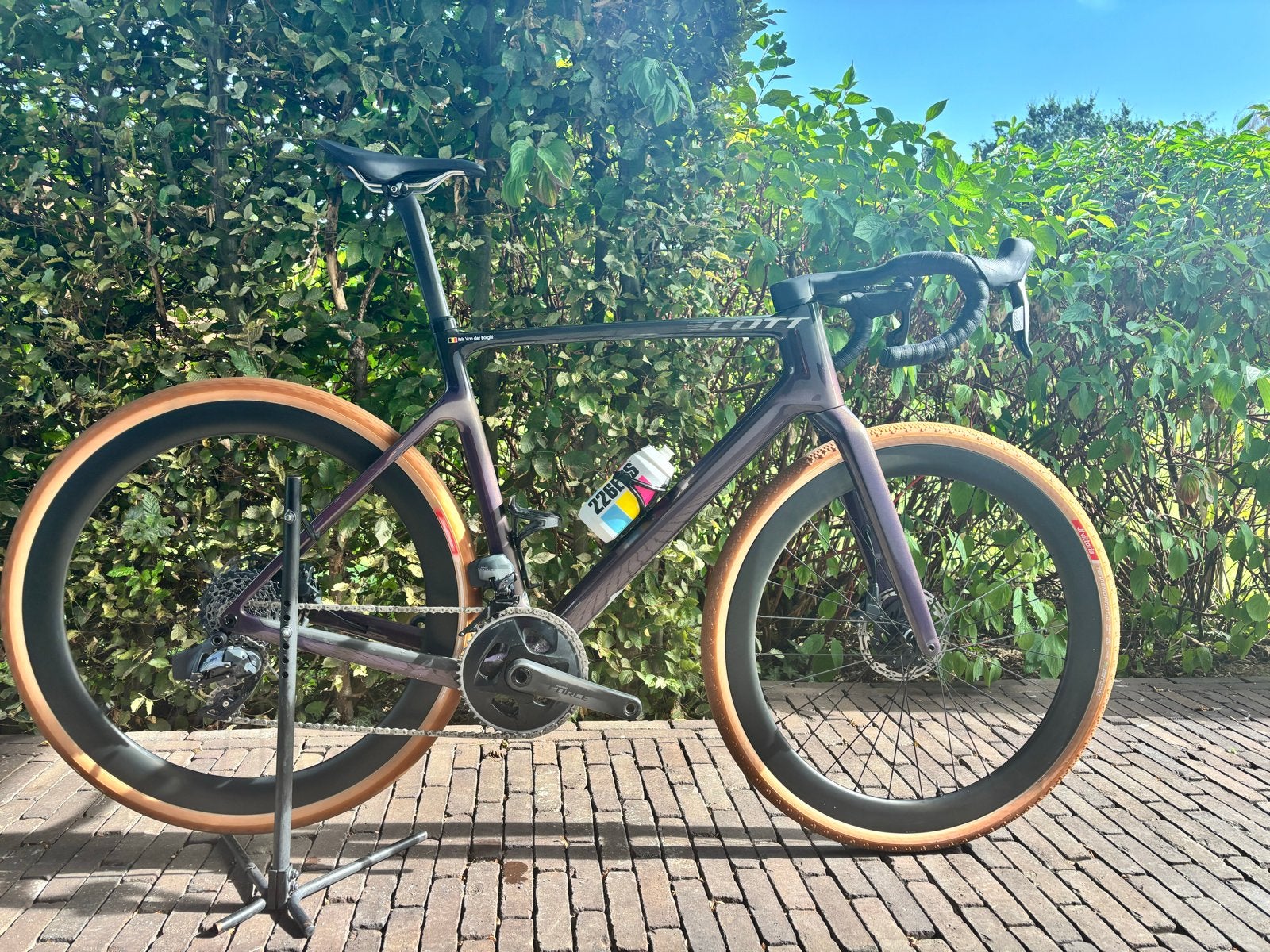 Scott Addict Gravel Large - Carbon, SRAM AXS, Hoge Wielen, 28 inch, Carbon, Heren, Zo goed als nieuw