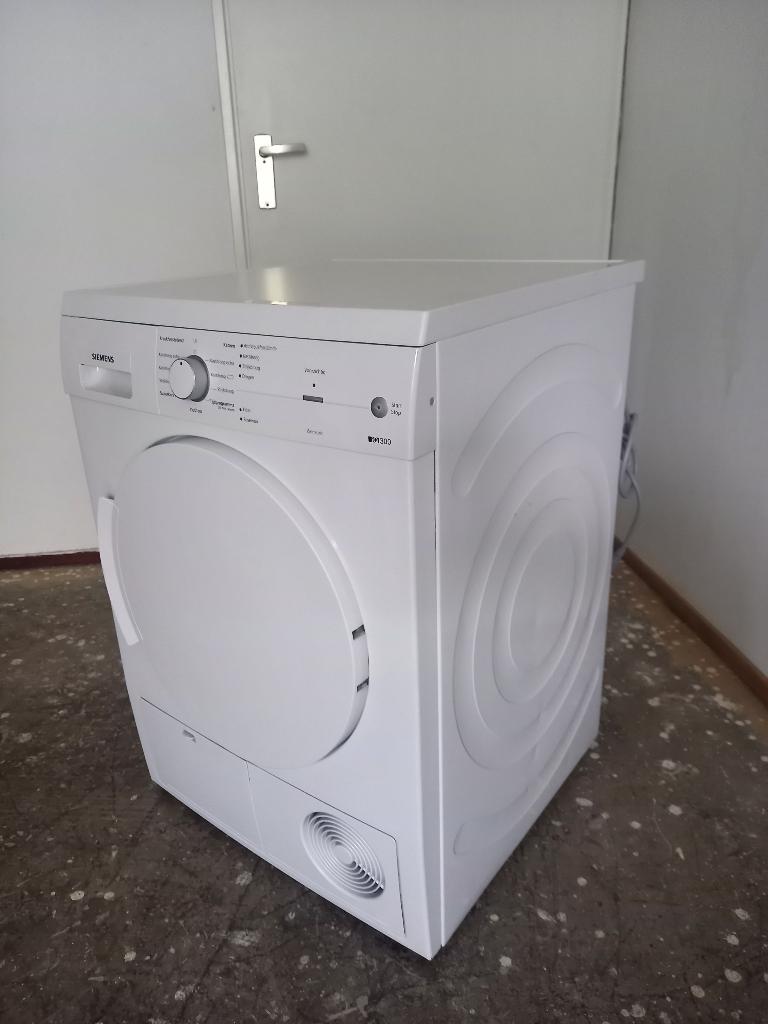 Siemens IQ300 condensdroger 7kg, Ophalen, 6 tot 8 kg, Gebruikt, Minder dan 85 cm