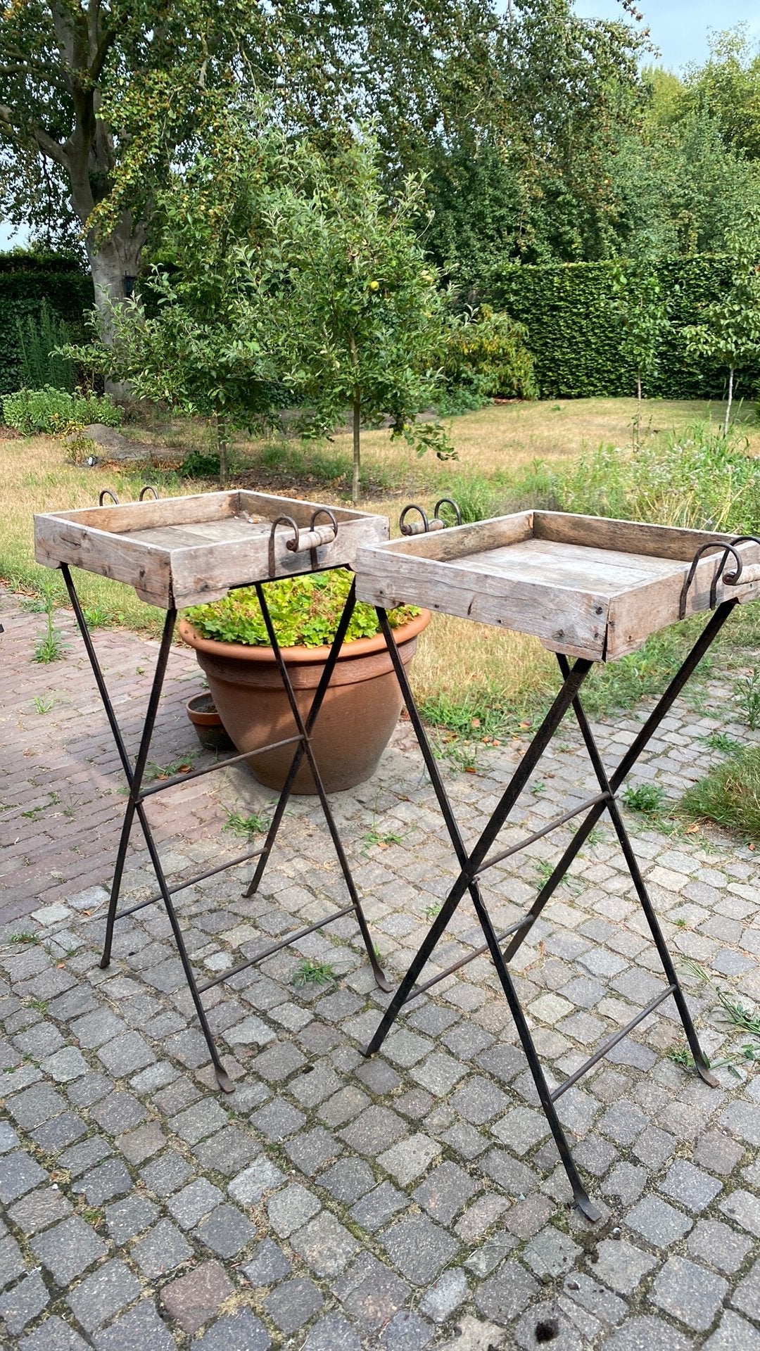 2 hoge butlertrays, Ophalen, Gebruikt