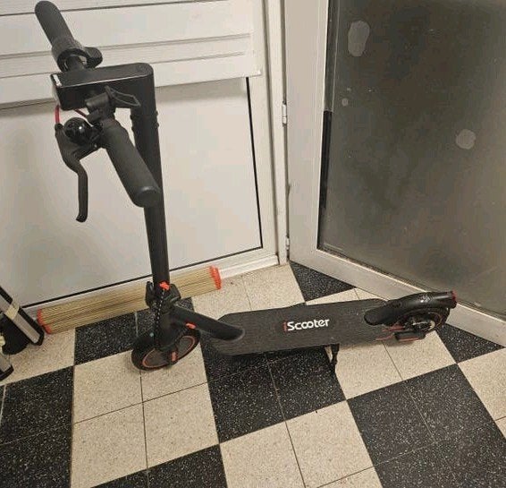 iScooter elektrische step (E-scooter), Ophalen, Zo goed als nieuw, Elektrische step (E-scooter), IScooter