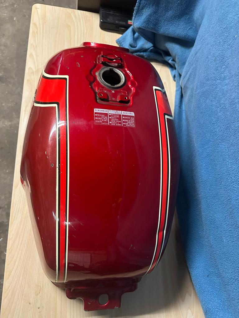Honda cx 500 brandstoftank - Rood met strepen, Motoren, Ophalen, Gebruikt