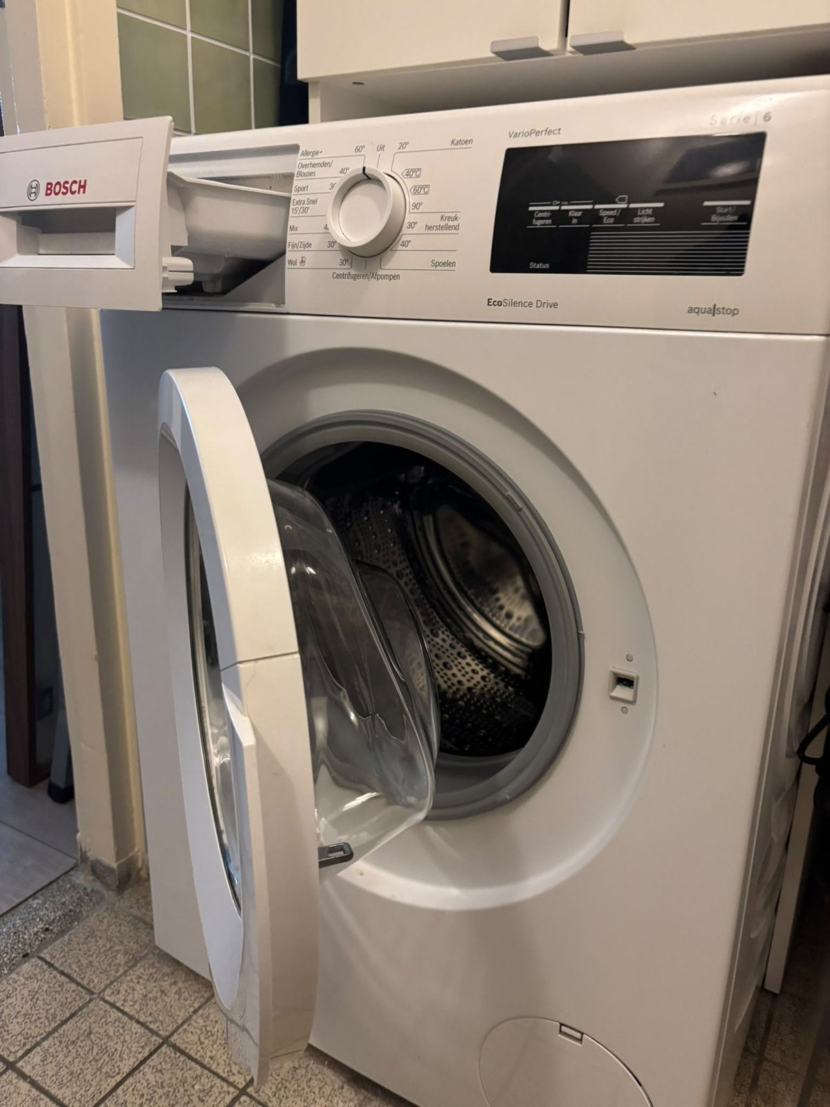Bosch Serie 6 wasmachine – werkt goed– weg wegens verhuizing, Ophalen of Verzenden, Zo goed als nieuw, 85 tot 90 cm, 1200 tot 1600 toeren