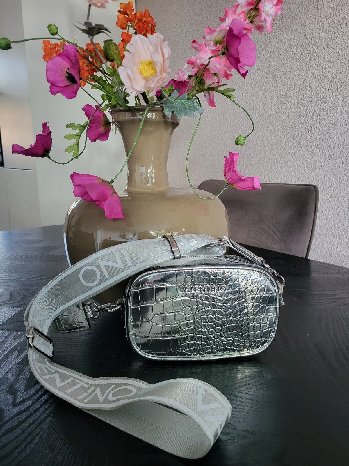 Valentino by Mario Valentino schoudertasje zilver, Ophalen of Verzenden, Nieuw, Overige kleuren, Schoudertasje